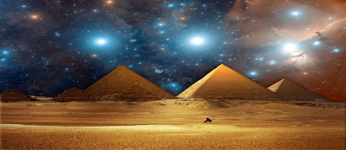 Các kim tự tháp Ai Cập có thẳng hàng với các vì sao không?